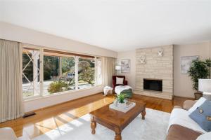 Parham-Baghaie-West-Vancouver-28 (1)