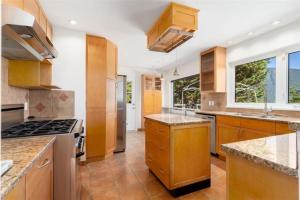 Parham Baghaie West Vancouver British Properties Luxury