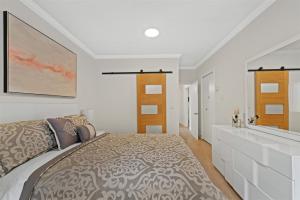 Parham-Baghaie-West-Vancouver-29 (1) (1) (1)