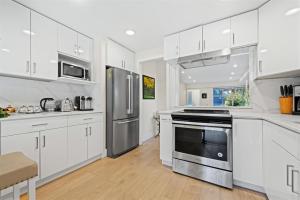 Parham-Baghaie-West-Vancouver-7 (1) (1) (1)
