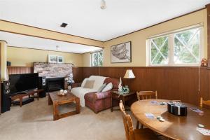Parham-Baghaie-West-Vancouver-9 (1)