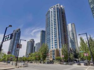 Parham-Baghaie-Yaletown-18
