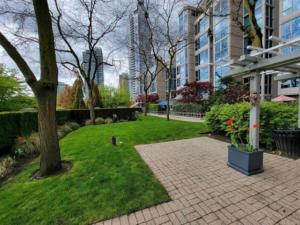 Parham-Baghaie-Yaletown-7