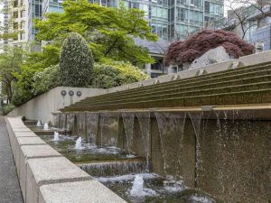Residences on Georgia building garden and courtyard – West End Vancouver condo amenities 1200 W Georgia Street