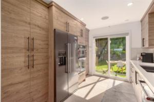 Parham-Baghaie-west-vancouver-23
